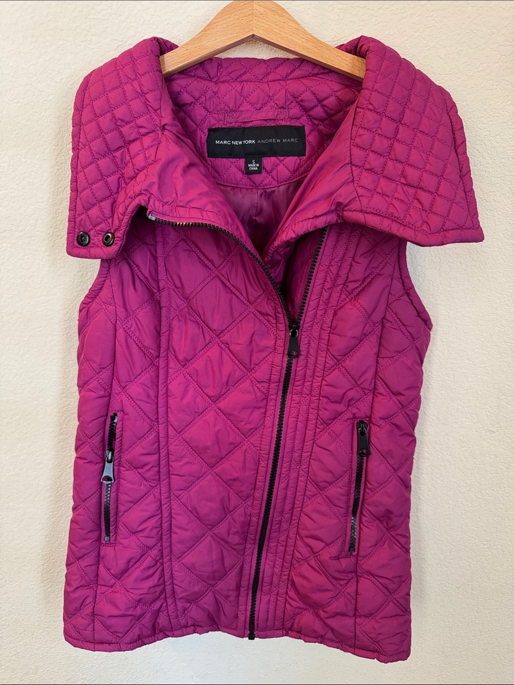 Marc New York Quilted Magenta Puffer Vest (Size Small)